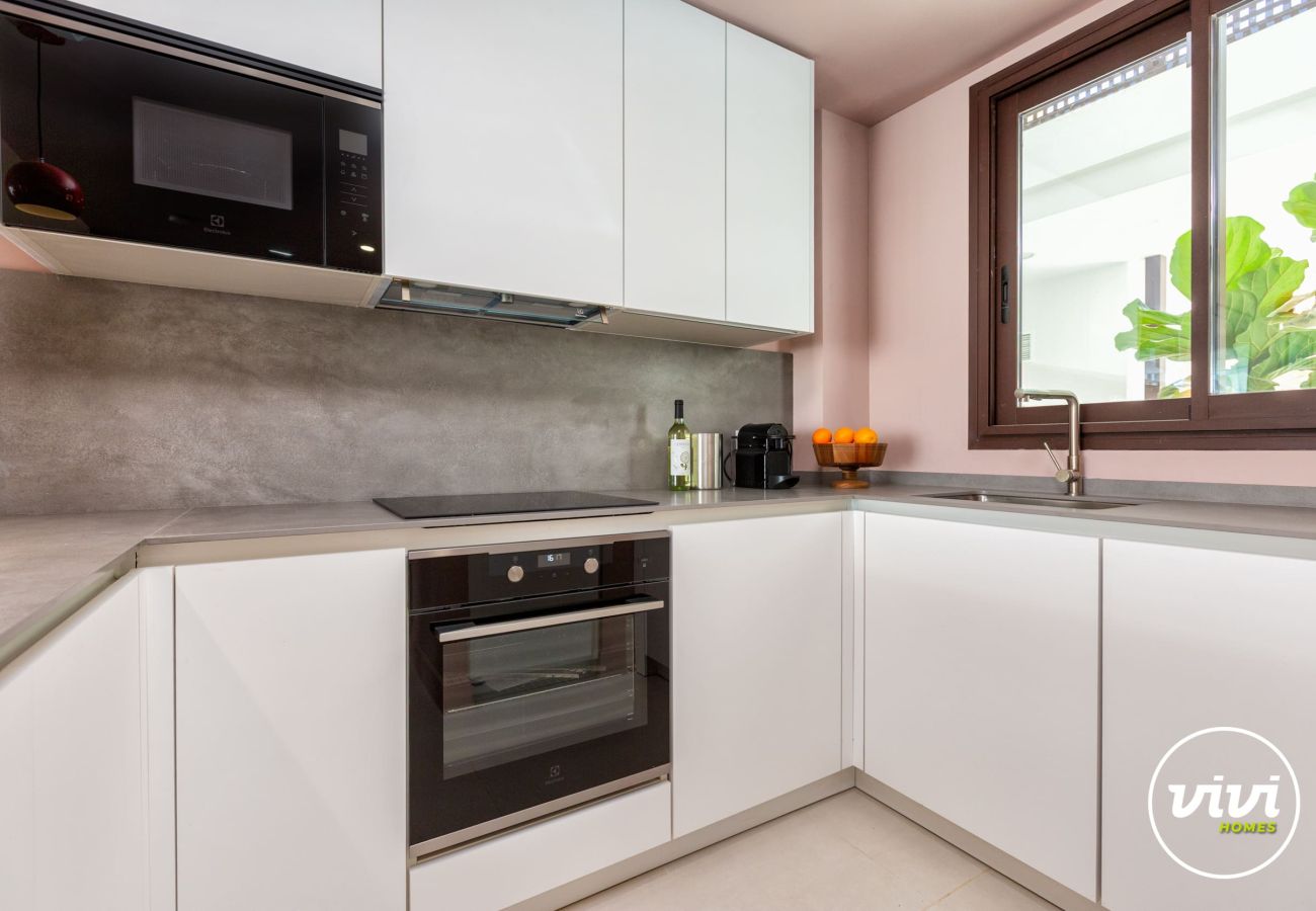Appartement in Fuengirola - Casa Sonnenberg | Prachtig Zeezicht, Zwembad en Terras