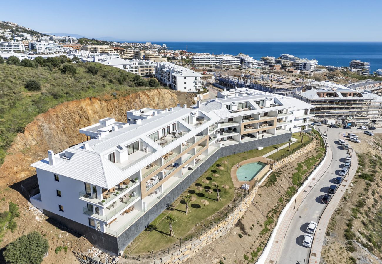 Appartement in Fuengirola - Casa Sonnenberg | Prachtig Zeezicht, Zwembad en Terras