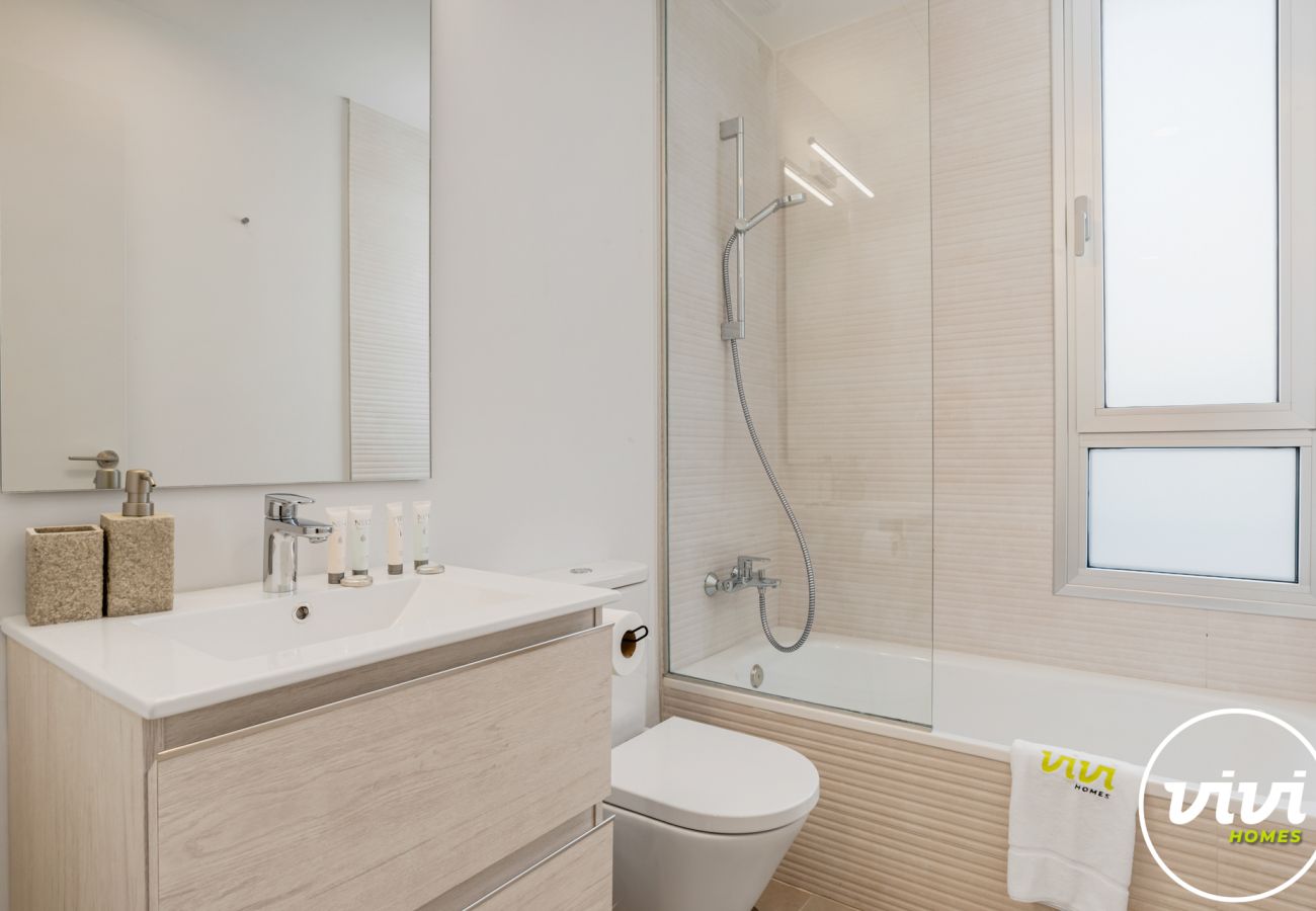 Appartement in Estepona - Penthouse Feliz | met zwembad in Estepona