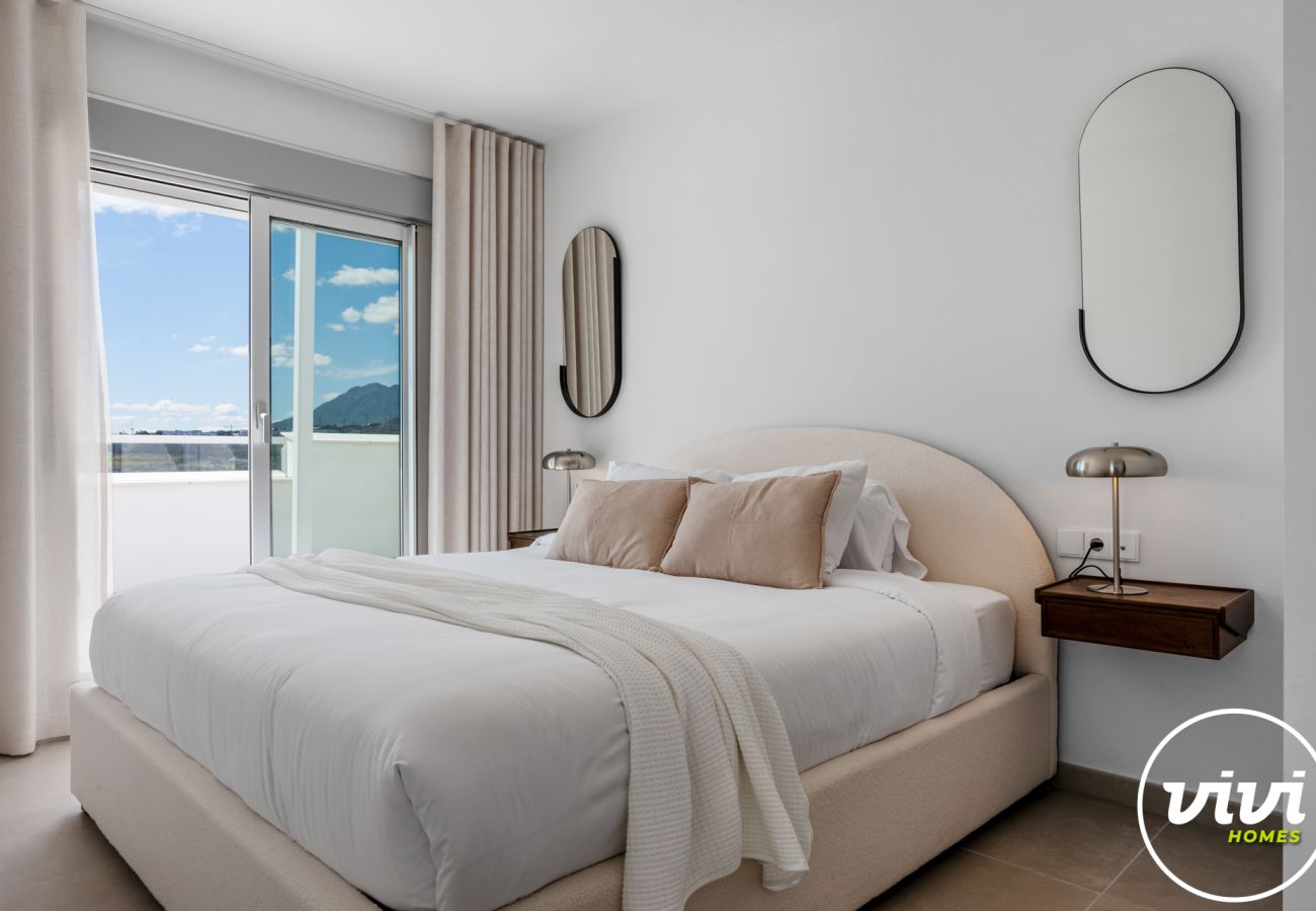 Appartement in Estepona - Penthouse Feliz | met zwembad in Estepona