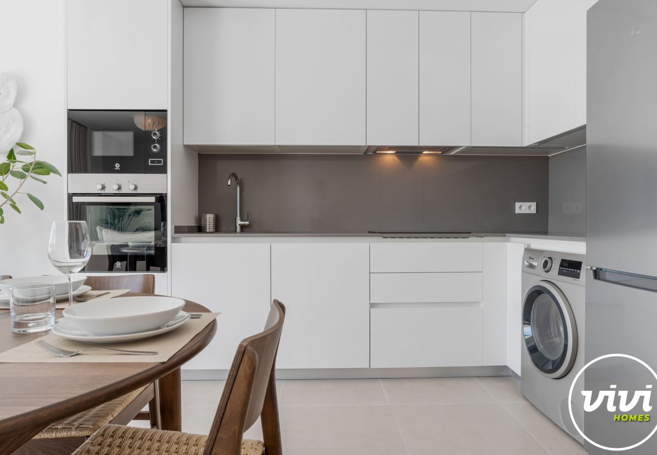 Appartement in Estepona - Penthouse Feliz | met zwembad in Estepona