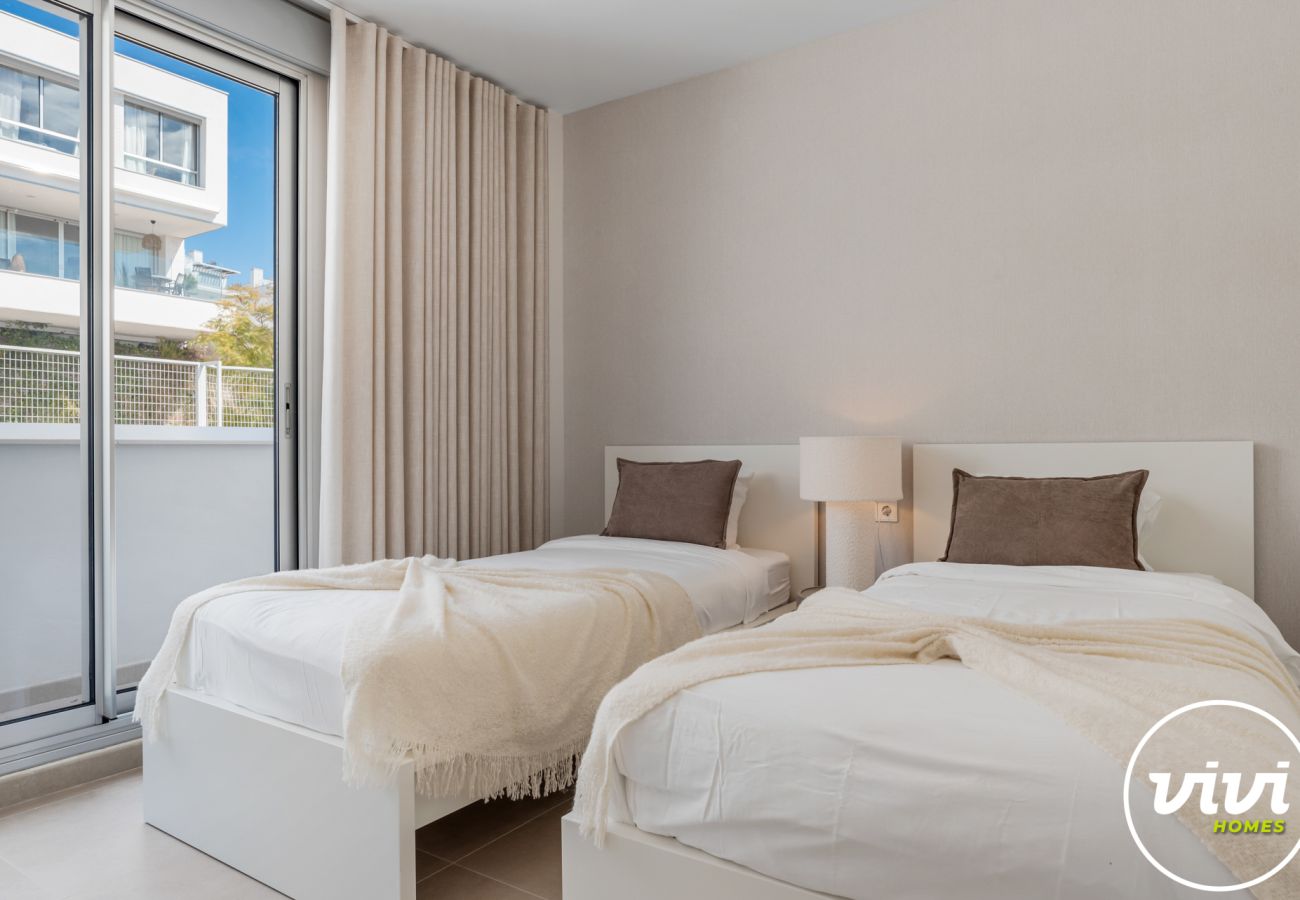 Appartement in Estepona - Penthouse Feliz | met zwembad in Estepona