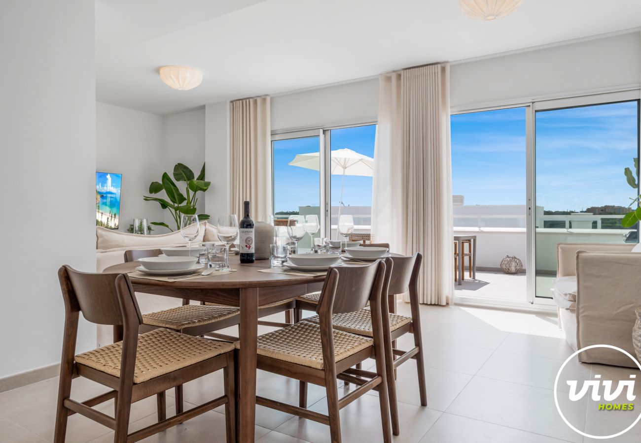 Appartement in Estepona - Penthouse Feliz | met zwembad in Estepona