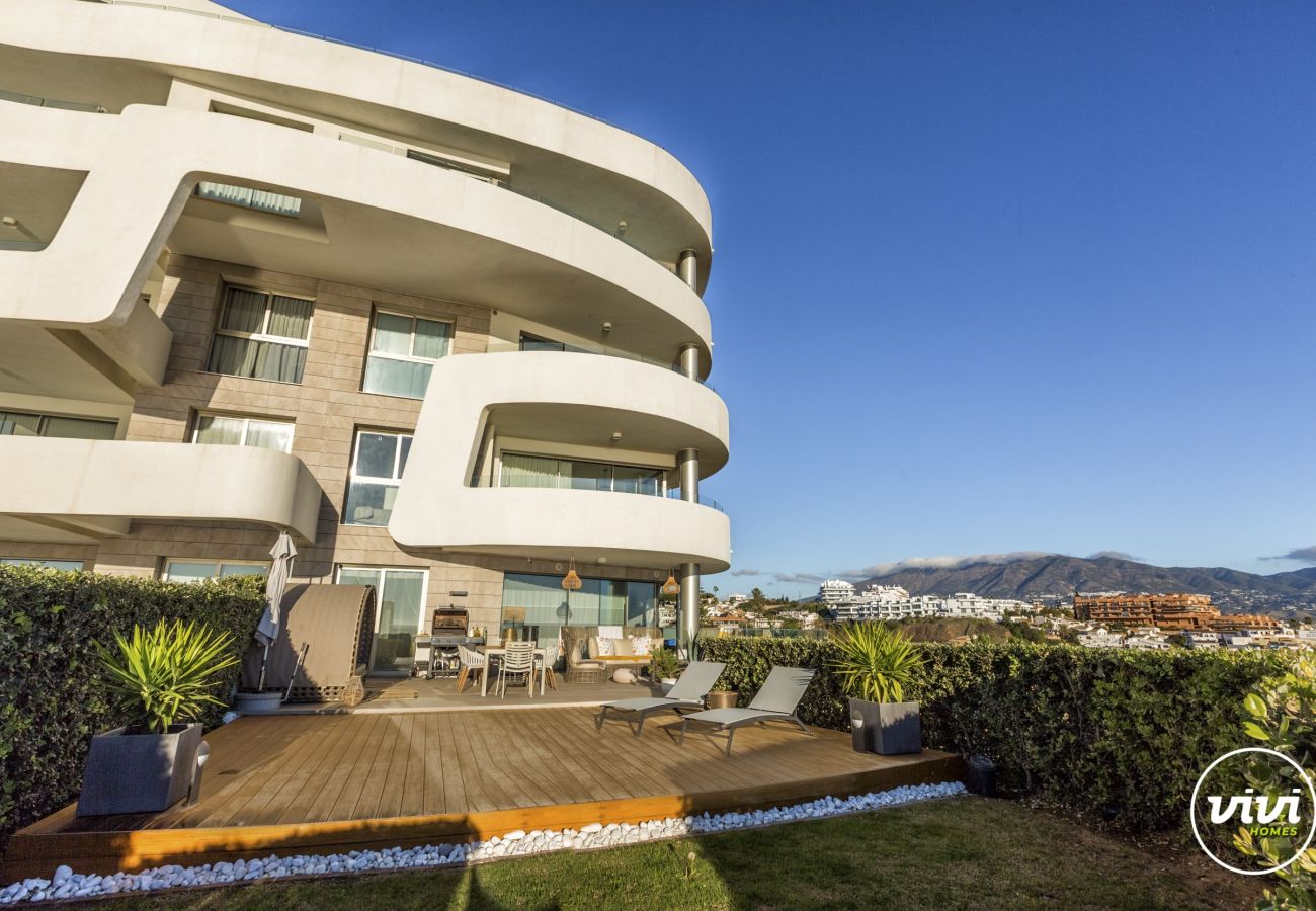 Apartment in Mijas Costa - Buena Vista - Frontline | Spa | Gym | Pool