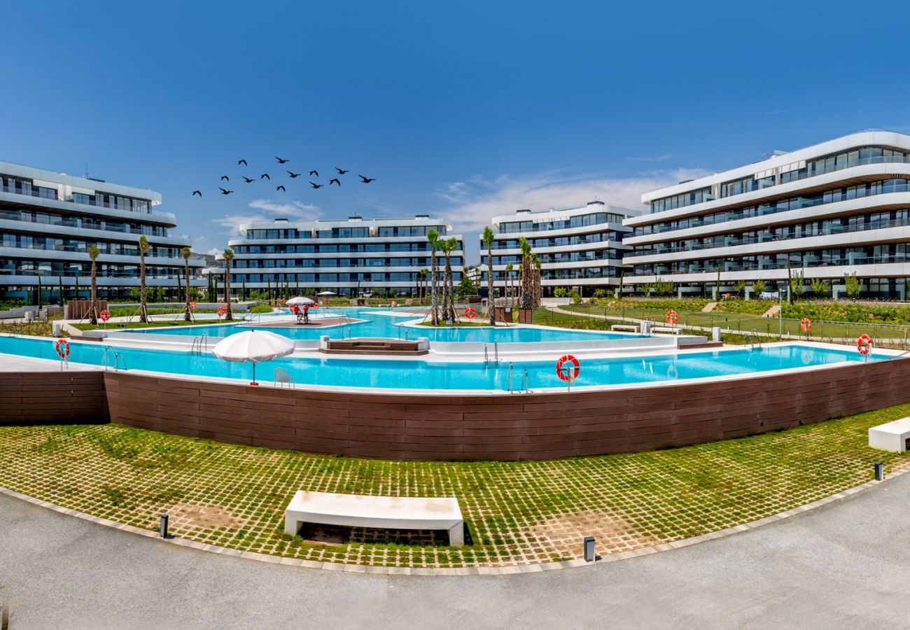 Spain Costa del Sol Torremolinos holiday home Oceana swimming pool view