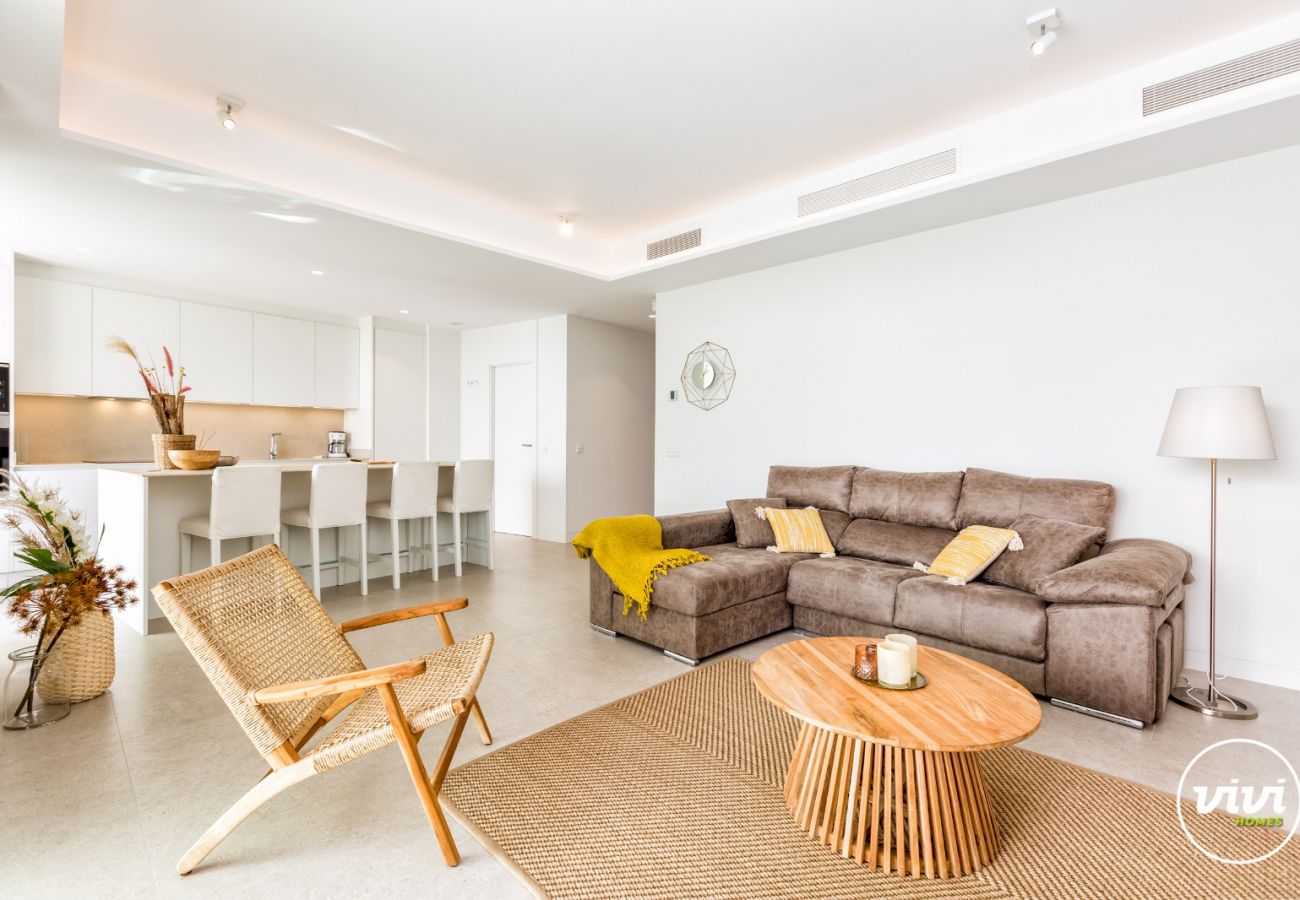 Apartment in Torremolinos - Rembrandt - Luxury beachfront holiday apartment, Torremolinos