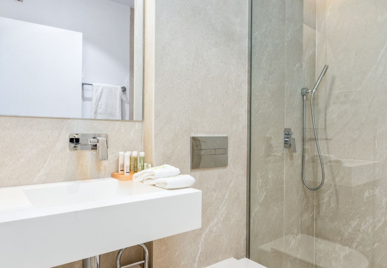 Apartment in Torremolinos - Baila -  Luxury Holiday | Sauna | Gym