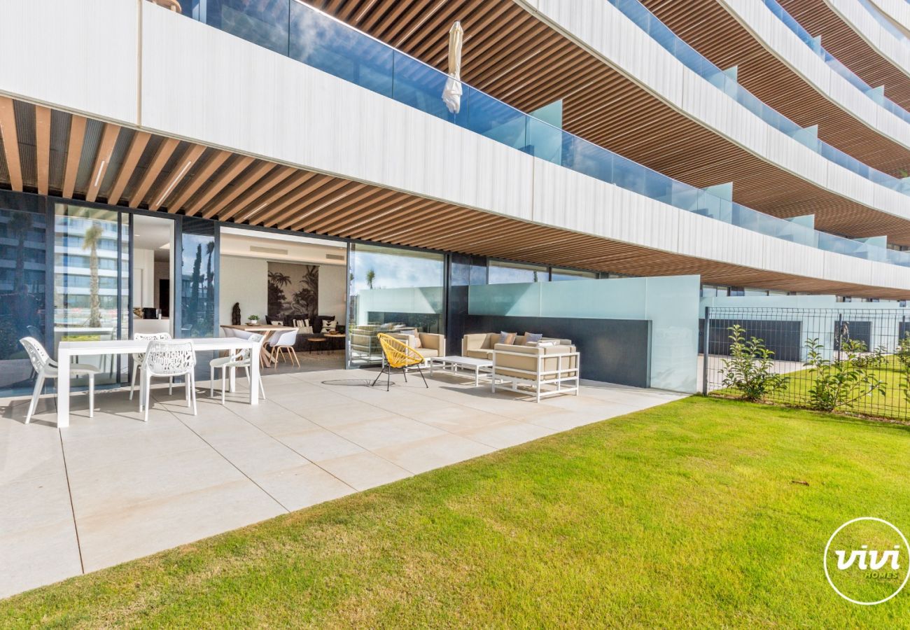 Apartment in Torremolinos - Baila - Luxury beachfront holiday apartment, Torremolinos