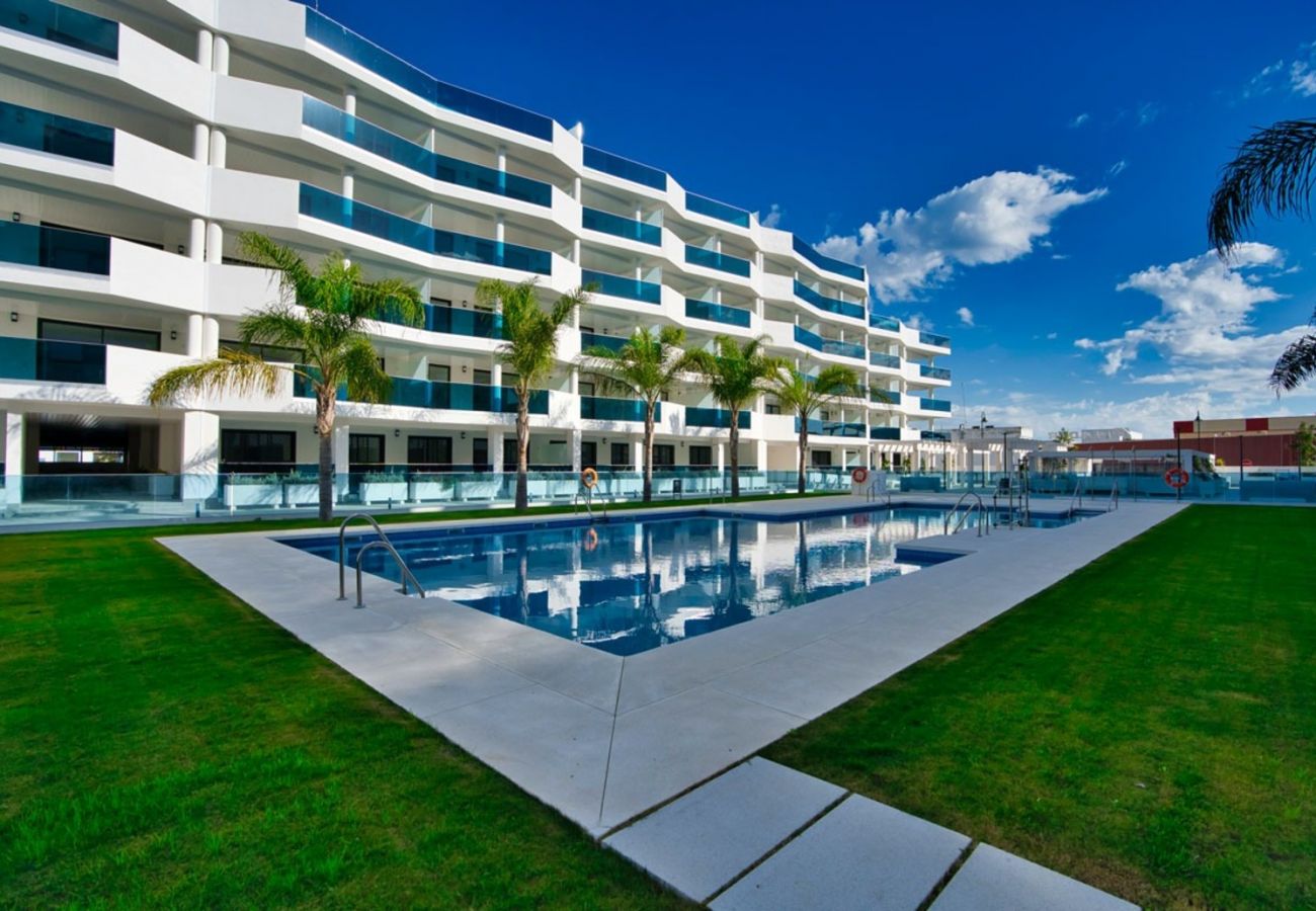Apartment in Mijas Costa - Picasso - Elegant | Great Facilities | Modern