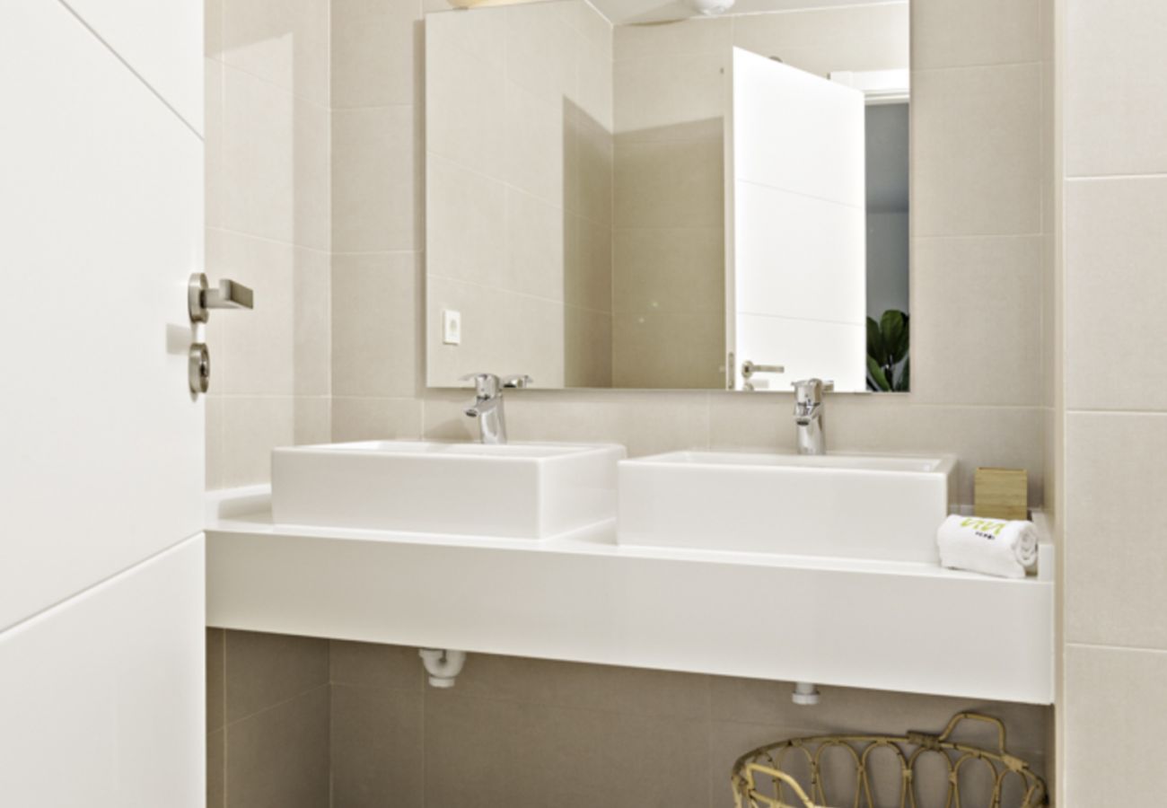 Apartment in Mijas Costa - Picasso - Elegant | Great Facilities | Modern