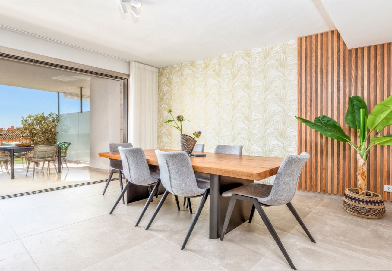 Apartment in Mijas Costa - Mero – Luxury | Beachfront | Sea views