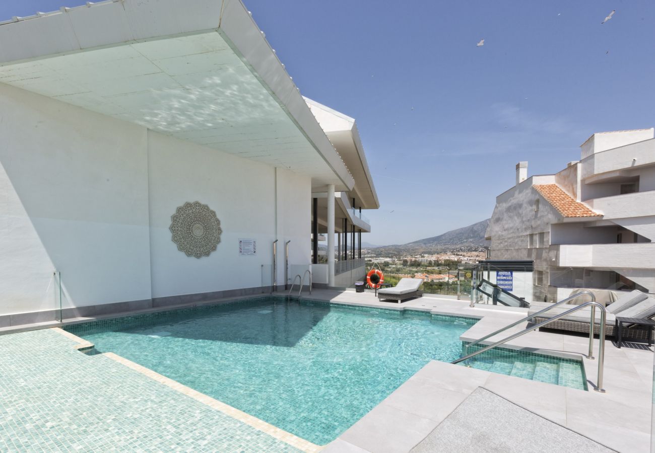 Apartment in Fuengirola - Luca – Great Location | Pool | Big Terrace