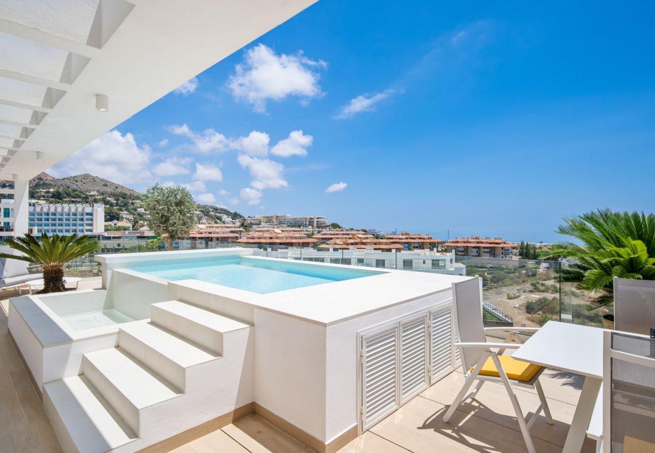 Apartment in Fuengirola - Yara – Penthouse | Spacious | BBQ | Views