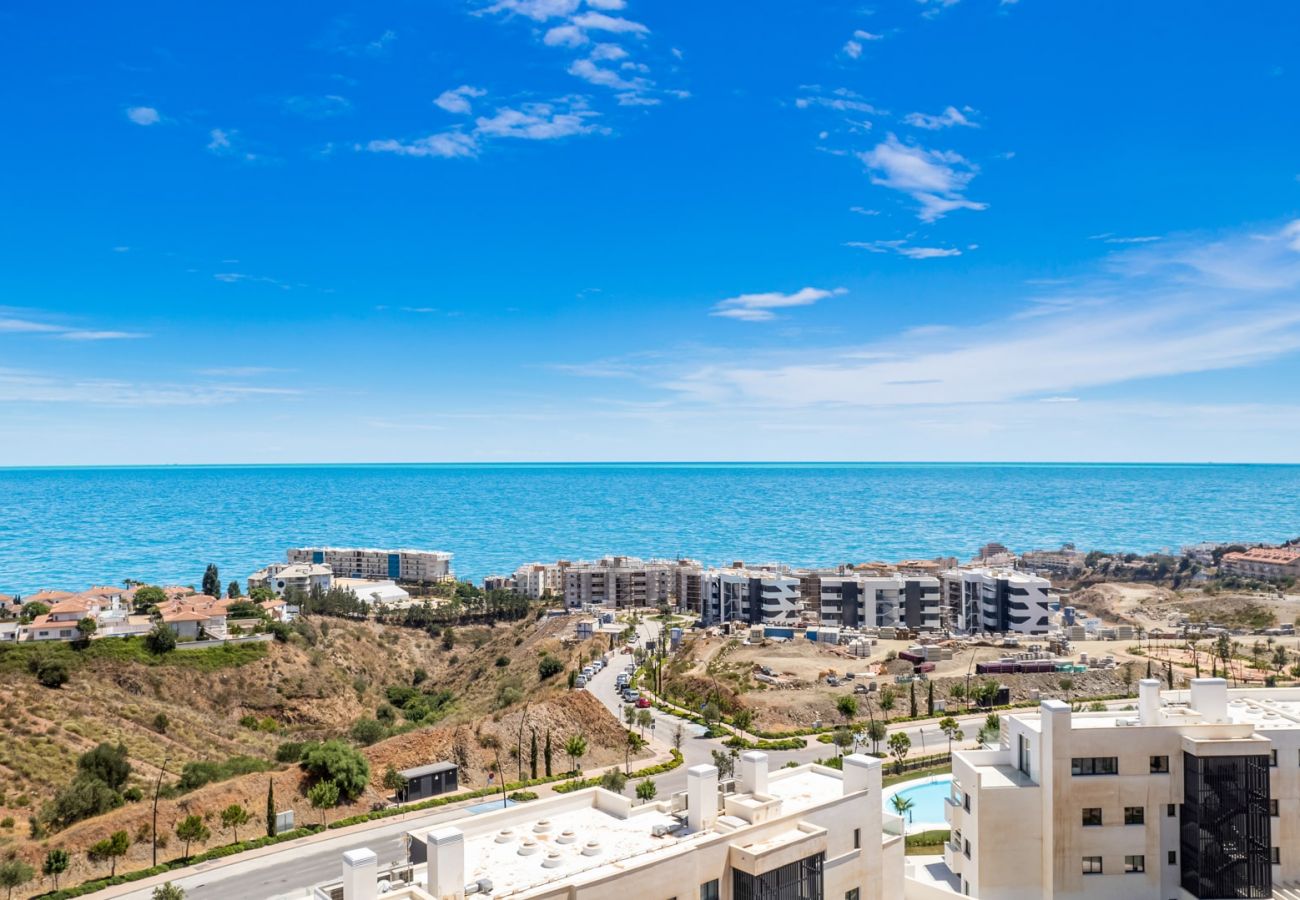 Apartment in Fuengirola - Yara – Penthouse | Spacious | BBQ | Views