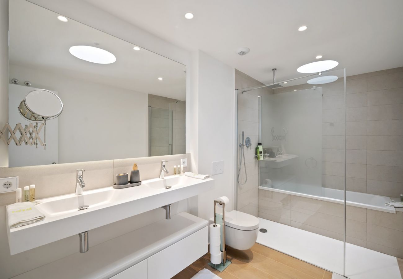 Apartment in Fuengirola - Yara – Penthouse | Spacious | BBQ | Views
