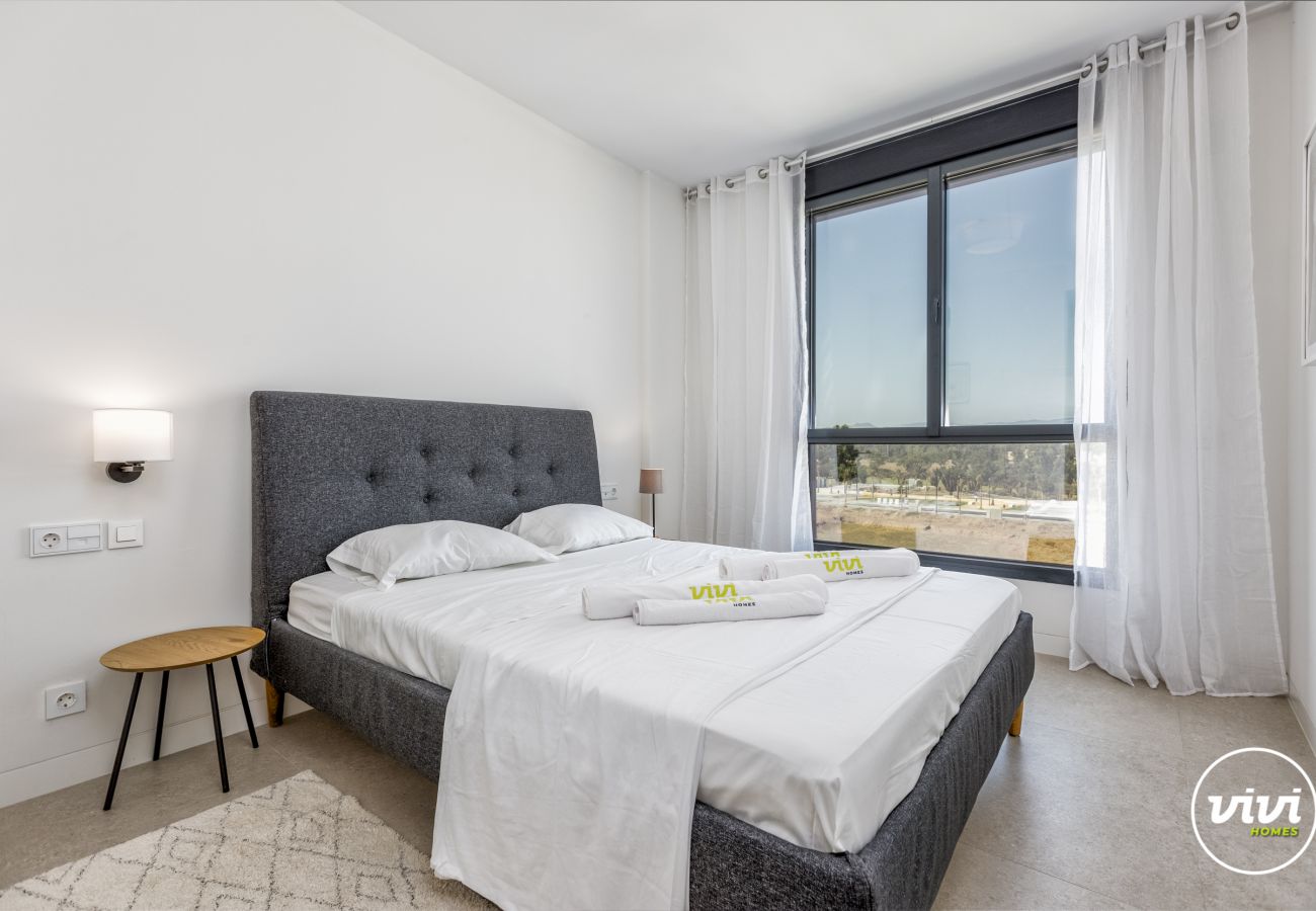 Apartment in Torremolinos - Nora - Luxury beachfront holiday apartment
