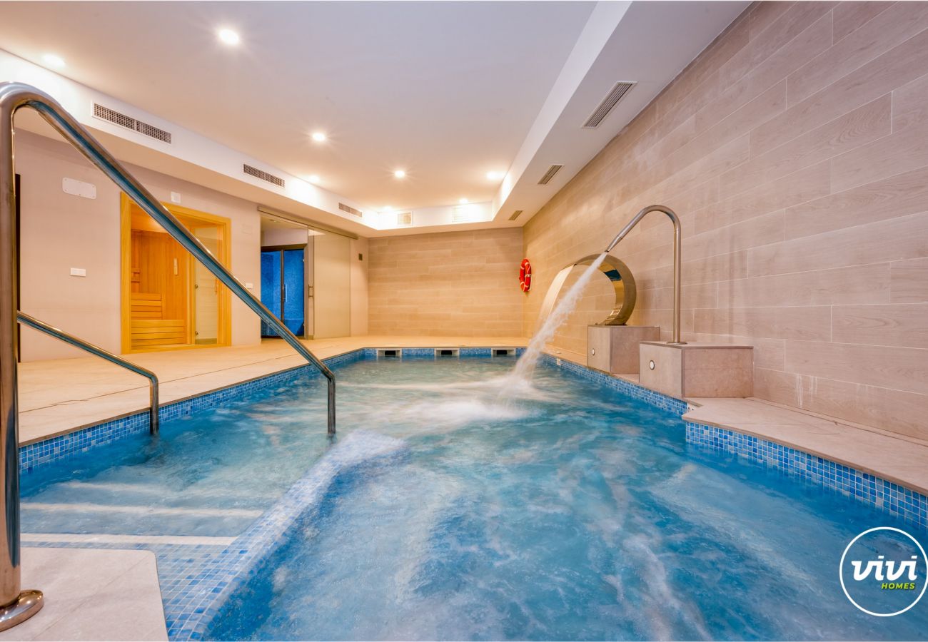 Apartment in La Cala de Mijas - THE ONE – Penthouse | Gym | Spa | Indoor pool