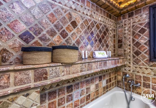 Large bathroom, Villa Bella, Holiday home in Marbella