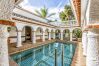 Villa in Marbella - Villa Bella | Courtyard - pool - terrace