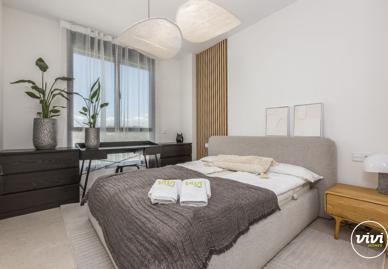 Apartment in Torremolinos - Da Vinci - Pool | Frontline Beach