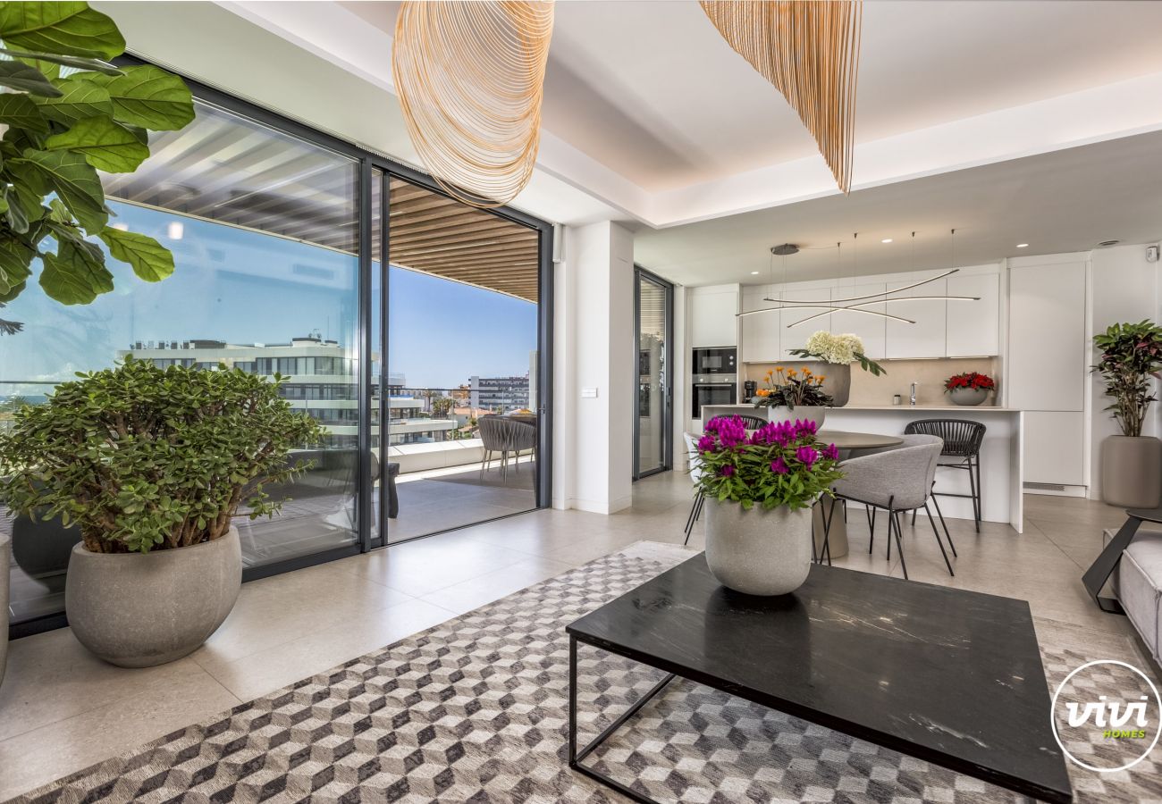Apartment in Torremolinos - Da Vinci - Pool | Frontline Beach