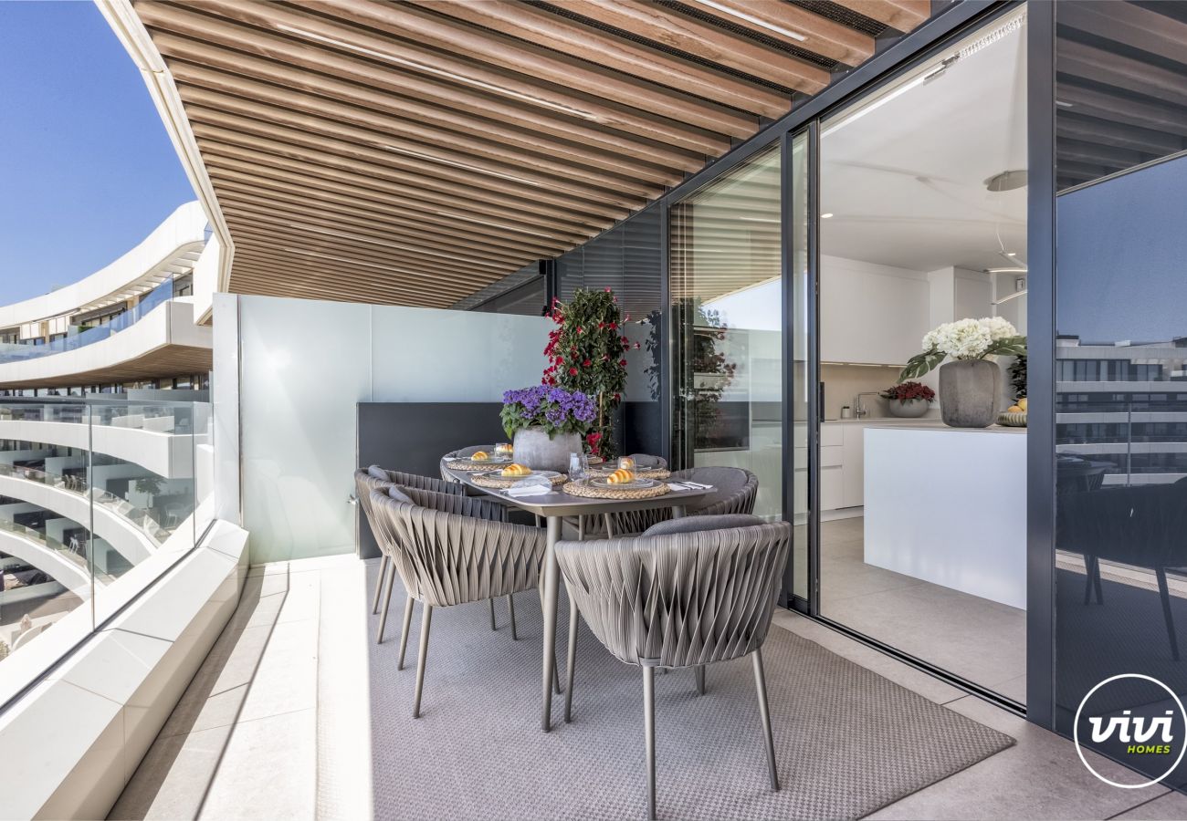 Apartment in Torremolinos - Da Vinci - Pool | Frontline Beach