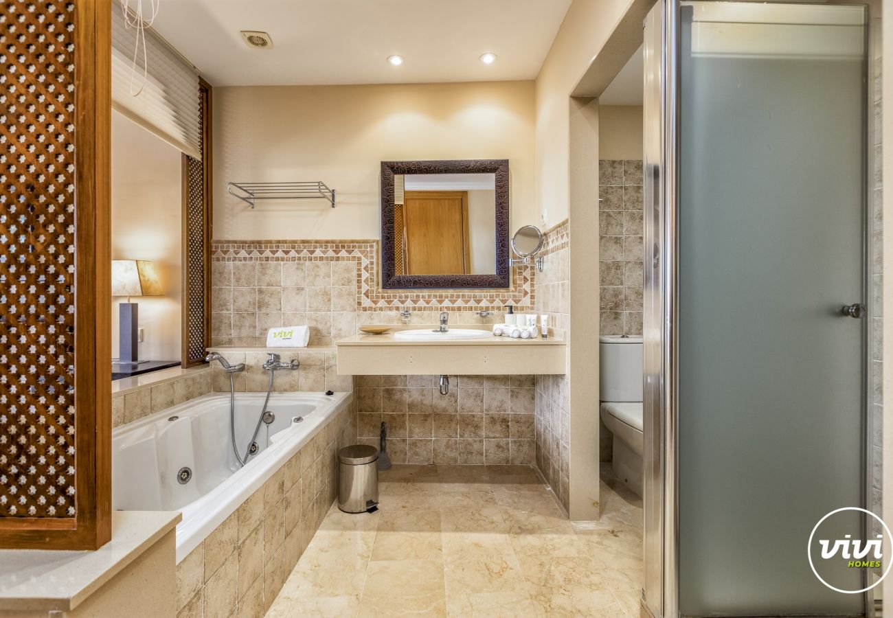 Apartment in Mijas Costa - Olsson | Beachfront apartment with jacuzzi in Mijas costa