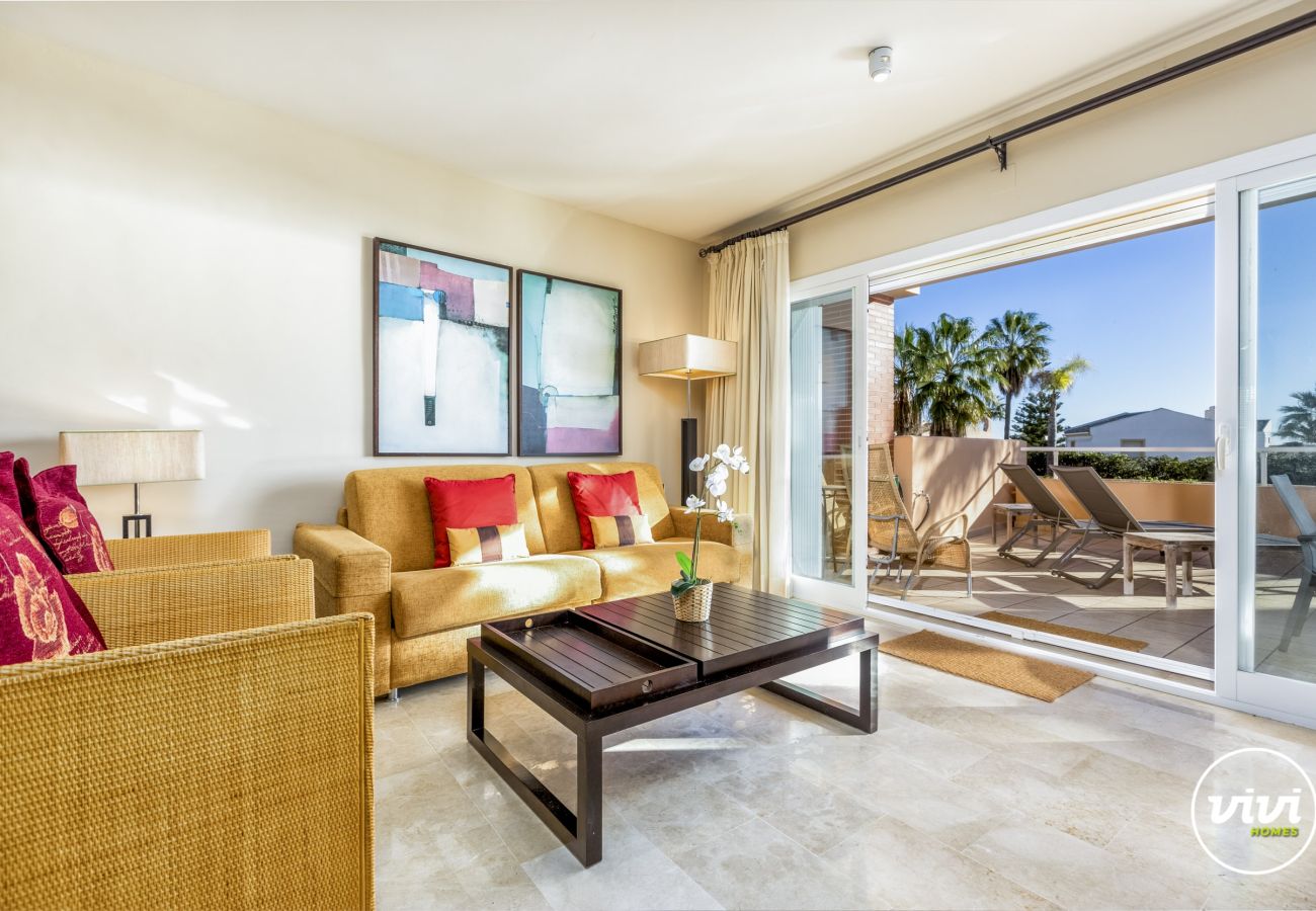 Apartment in Mijas Costa - Olsson | Beachfront apartment with jacuzzi in Mijas costa