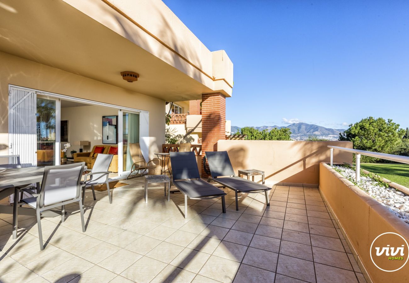 Apartment in Mijas Costa - Olsson | Beachfront apartment with jacuzzi in Mijas costa