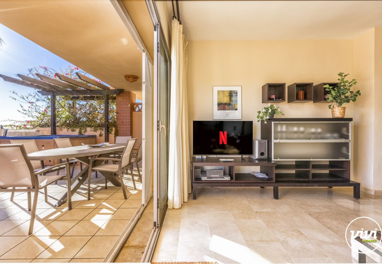 Apartment in Mijas Costa - Olsson | Beachfront apartment with jacuzzi in Mijas costa