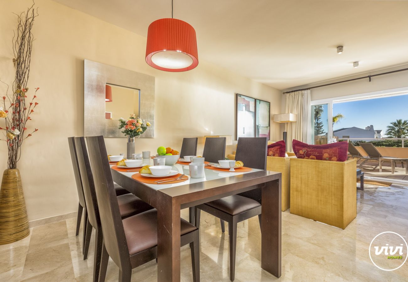 Apartment in Mijas Costa - Olsson | Beachfront apartment with jacuzzi in Mijas costa
