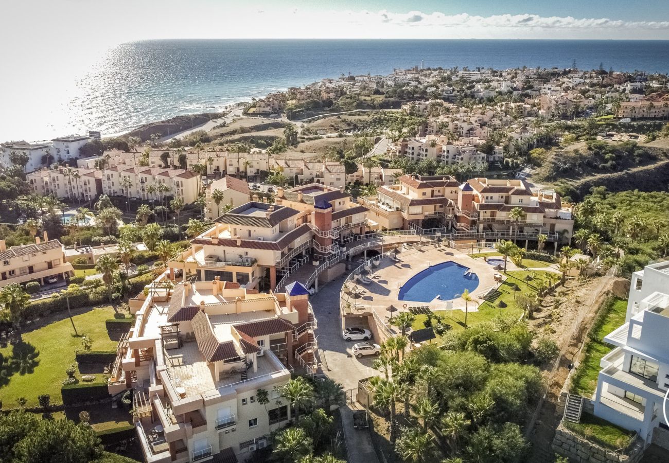 Apartment in Mijas Costa - Olsson | Beachfront apartment with jacuzzi in Mijas costa