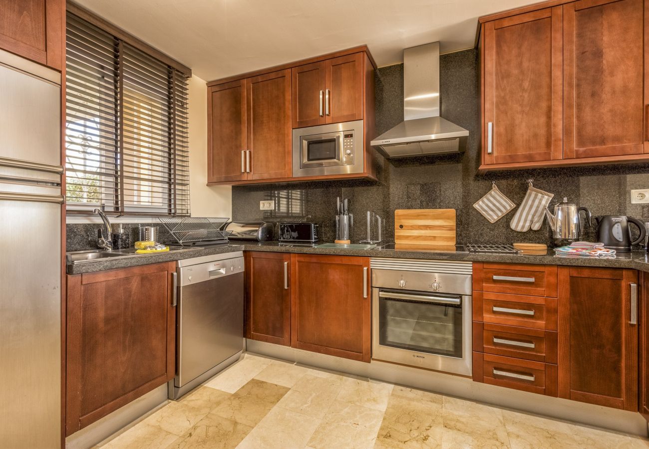Apartment in Mijas Costa - Olsson | Beachfront apartment with jacuzzi in Mijas costa