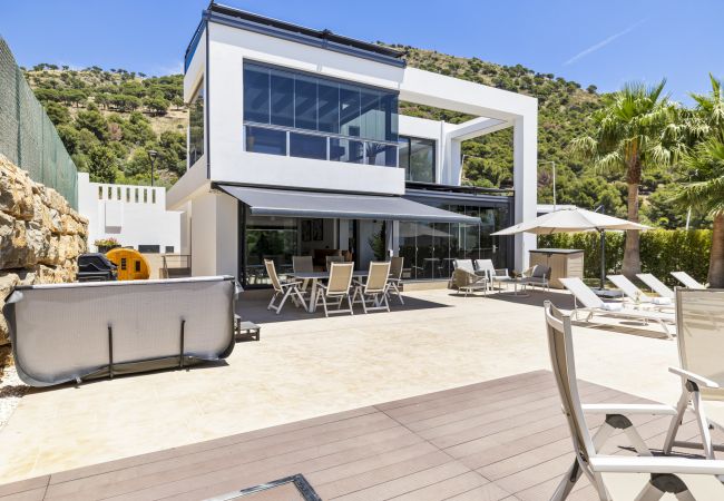 Villa in Mijas - Villa Yara | Villa with Sauna and Cinema Villa in Mijas - Villa Yara | Villa with Sauna and Cinema
