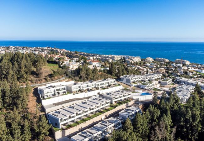 Terraced House in Mijas Costa - Elie´s house | Townhouse with sea view in Mijas Costa Terraced House in Mijas Costa - Elie´s house | Townhouse with sea view in Mijas Costa