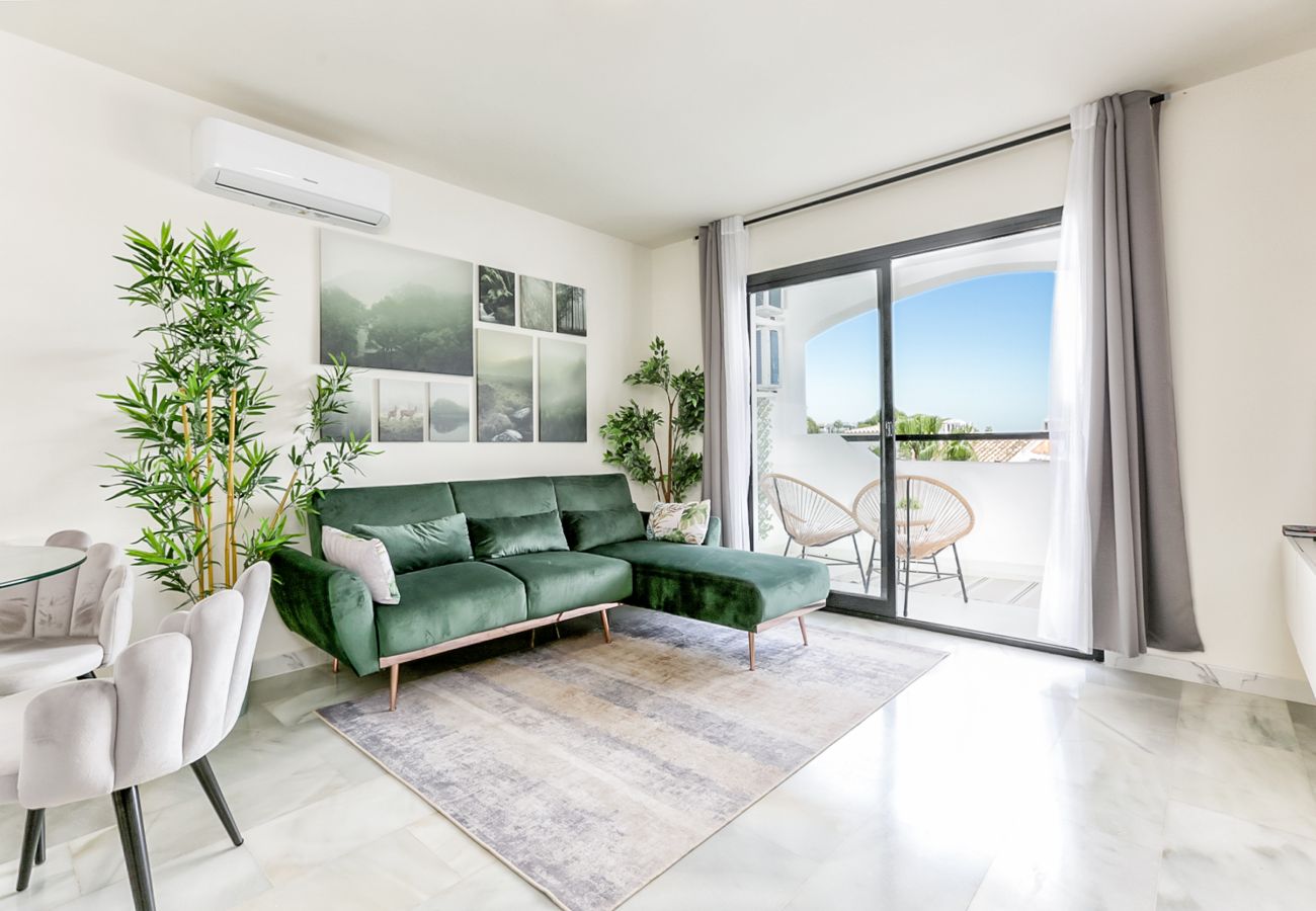 Apartment in Mijas Costa - Delfin | family apartment with pool