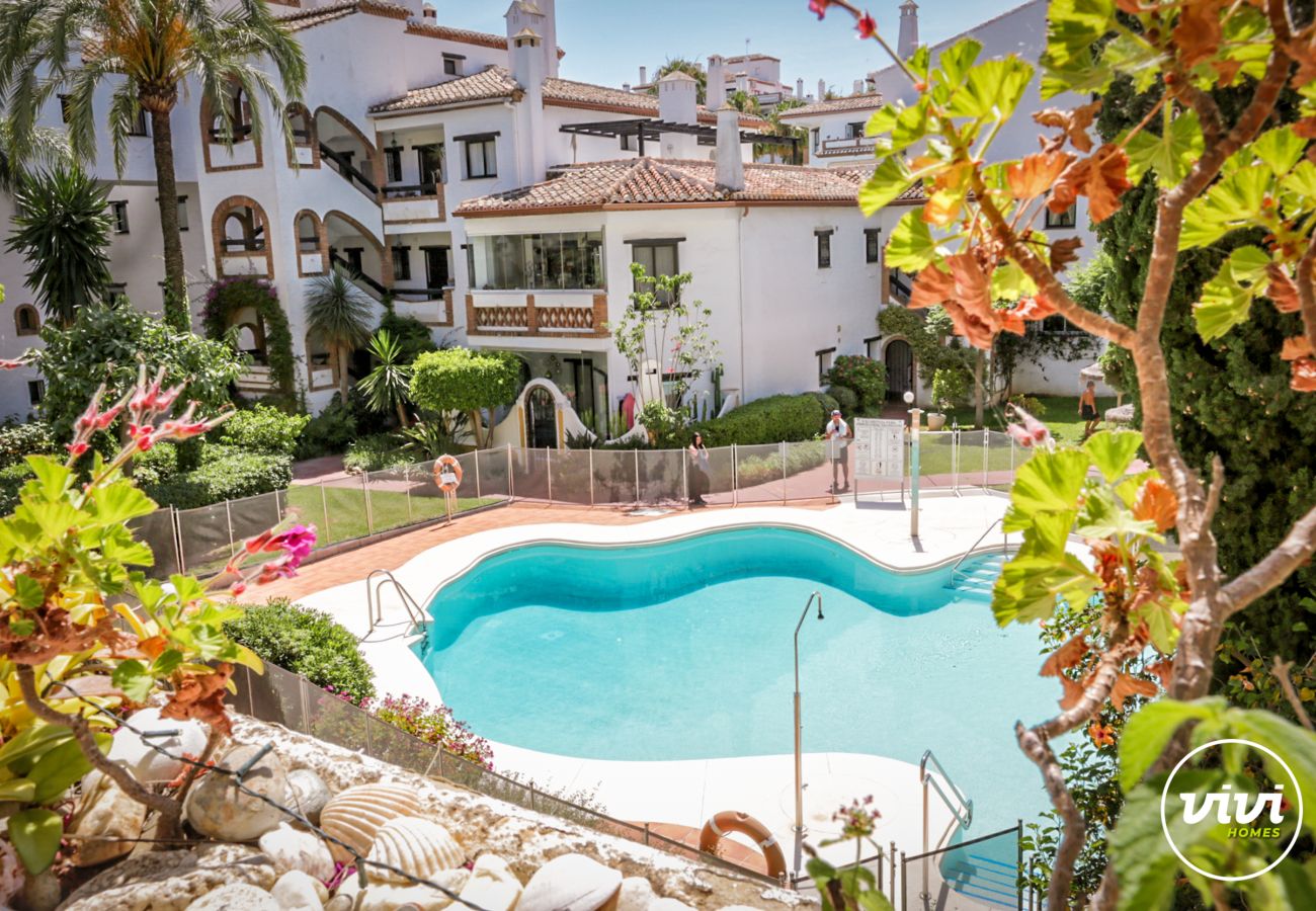 Apartment in Mijas Costa - Calahonda Charm | Apartment with pool 