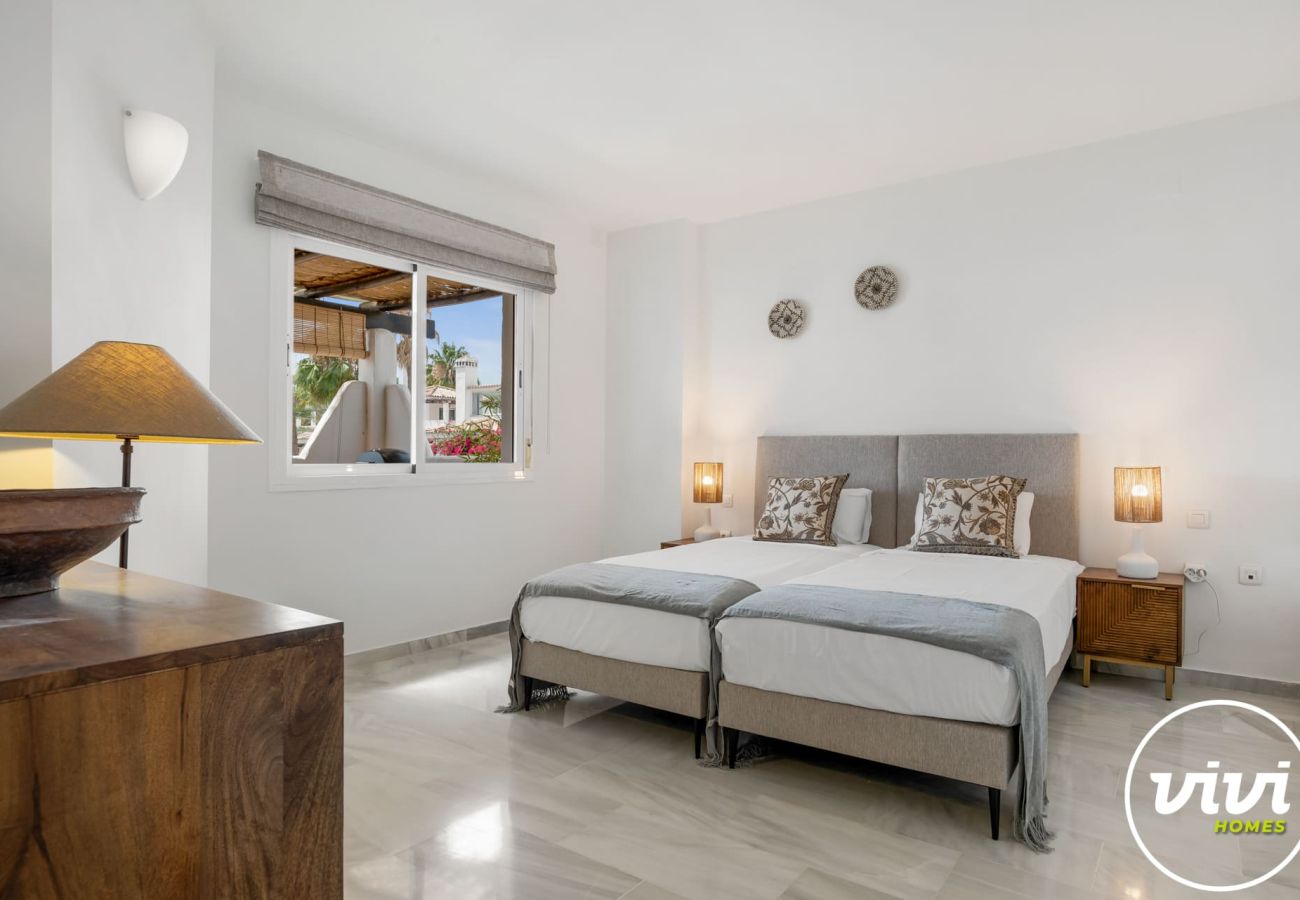 Apartment in Marbella - Tres Naranjos | Penthouse with pool in Marbella