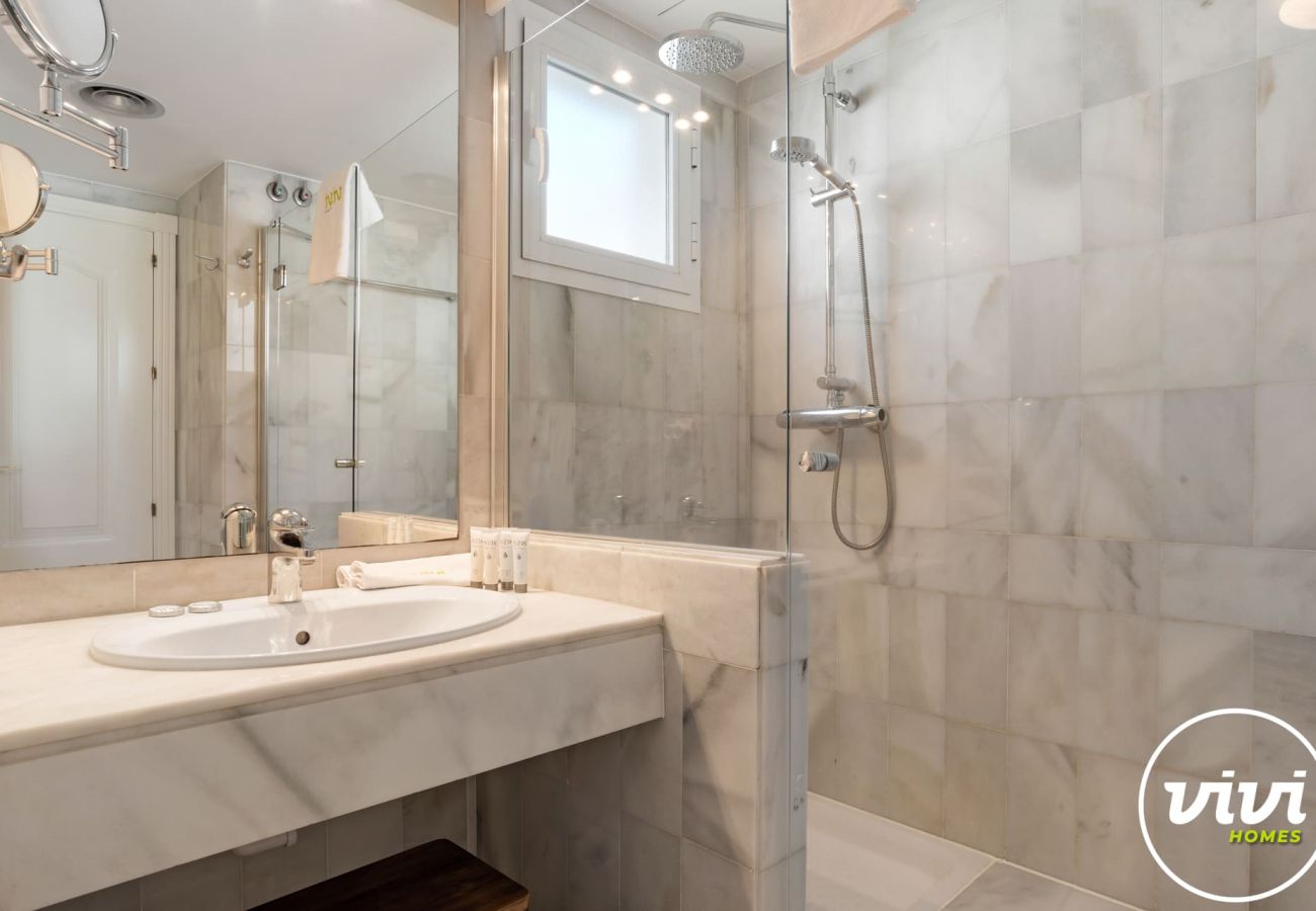 Apartment in Marbella - Tres Naranjos | Penthouse with pool in Marbella