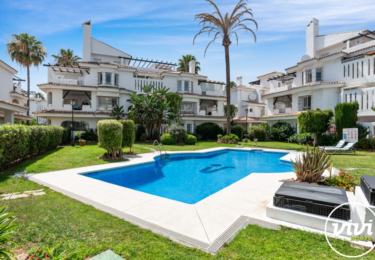 Apartment in Marbella - Tres Naranjos | Penthouse with pool in Marbella