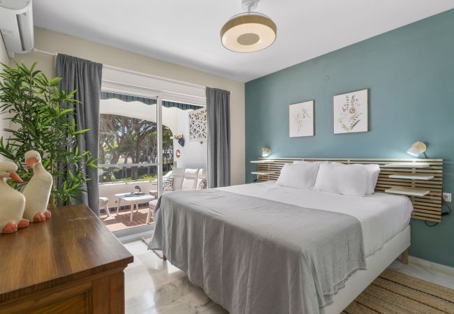 Apartment in Sitio de Calahonda - Solveig | beachfront with terrace in Calahonda Apartment in Sitio de Calahonda - Solveig | beachfront with terrace in Calahonda