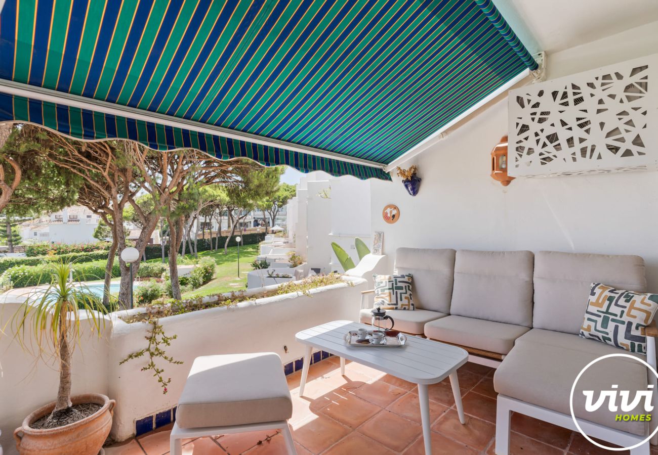Apartment in Sitio de Calahonda - Solveig | beachfront with pool in Calahonda