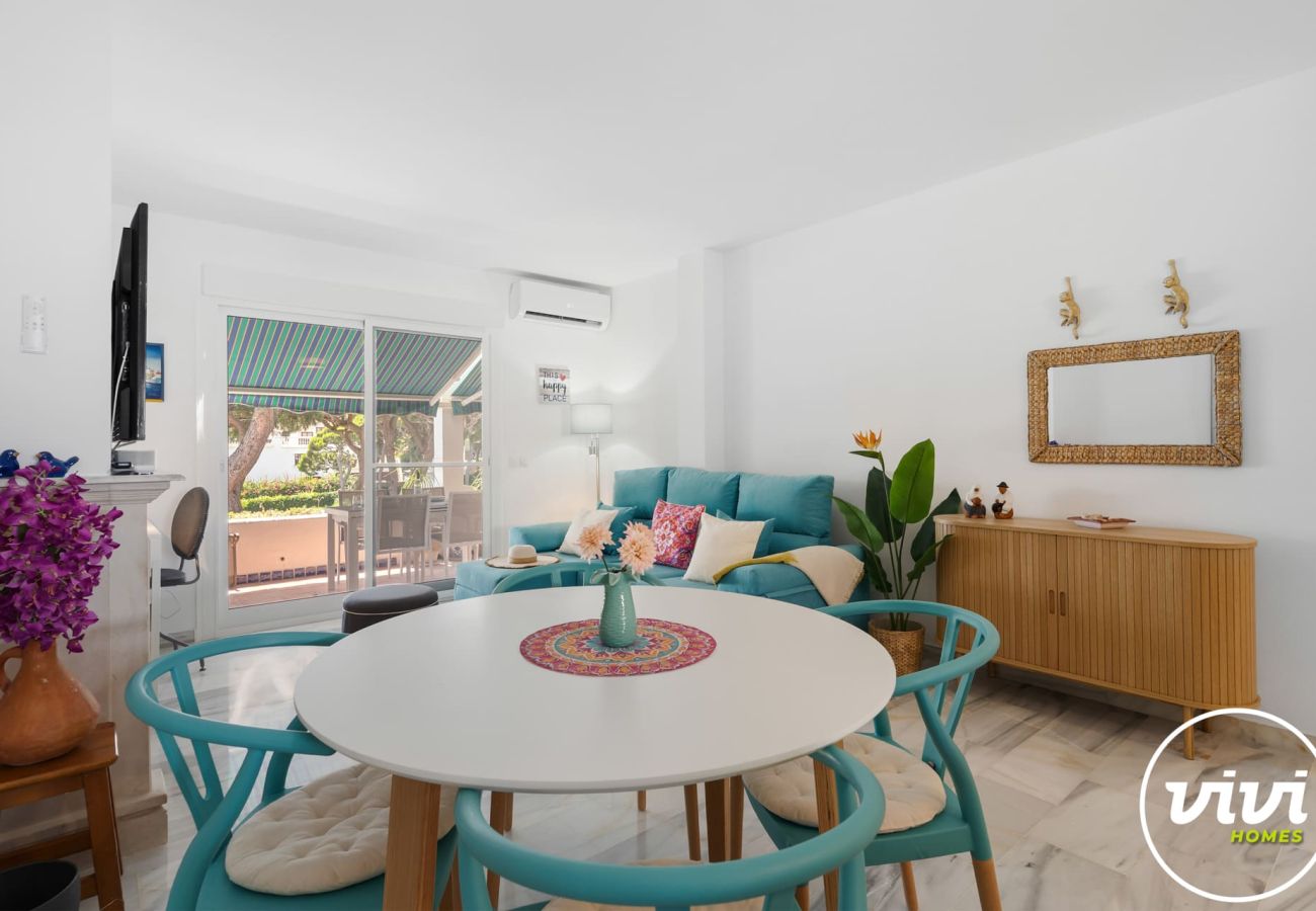 Apartment in Sitio de Calahonda - Solveig | beachfront with pool in Calahonda