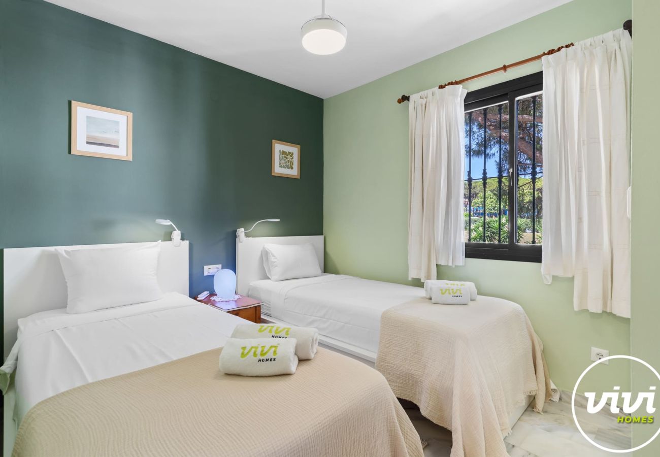 Apartment in Sitio de Calahonda - Solveig | beachfront with pool in Calahonda