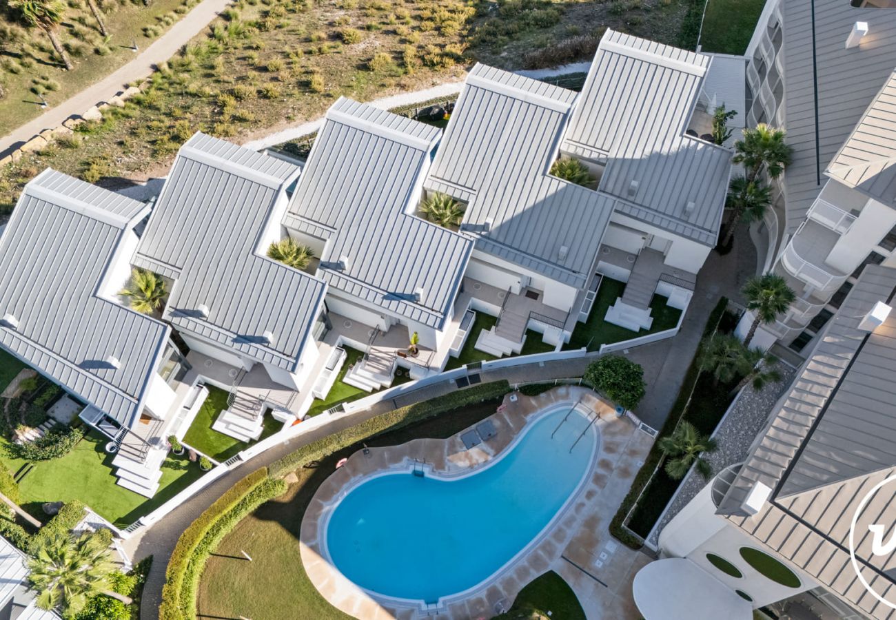 Villa in Fuengirola - Villa Huracan - Private Pool, Sea Views