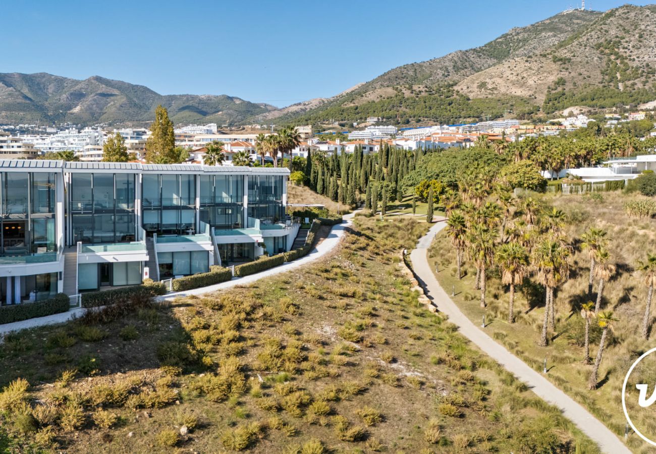 Villa in Fuengirola - Villa Huracan - Private Pool, Sea Views