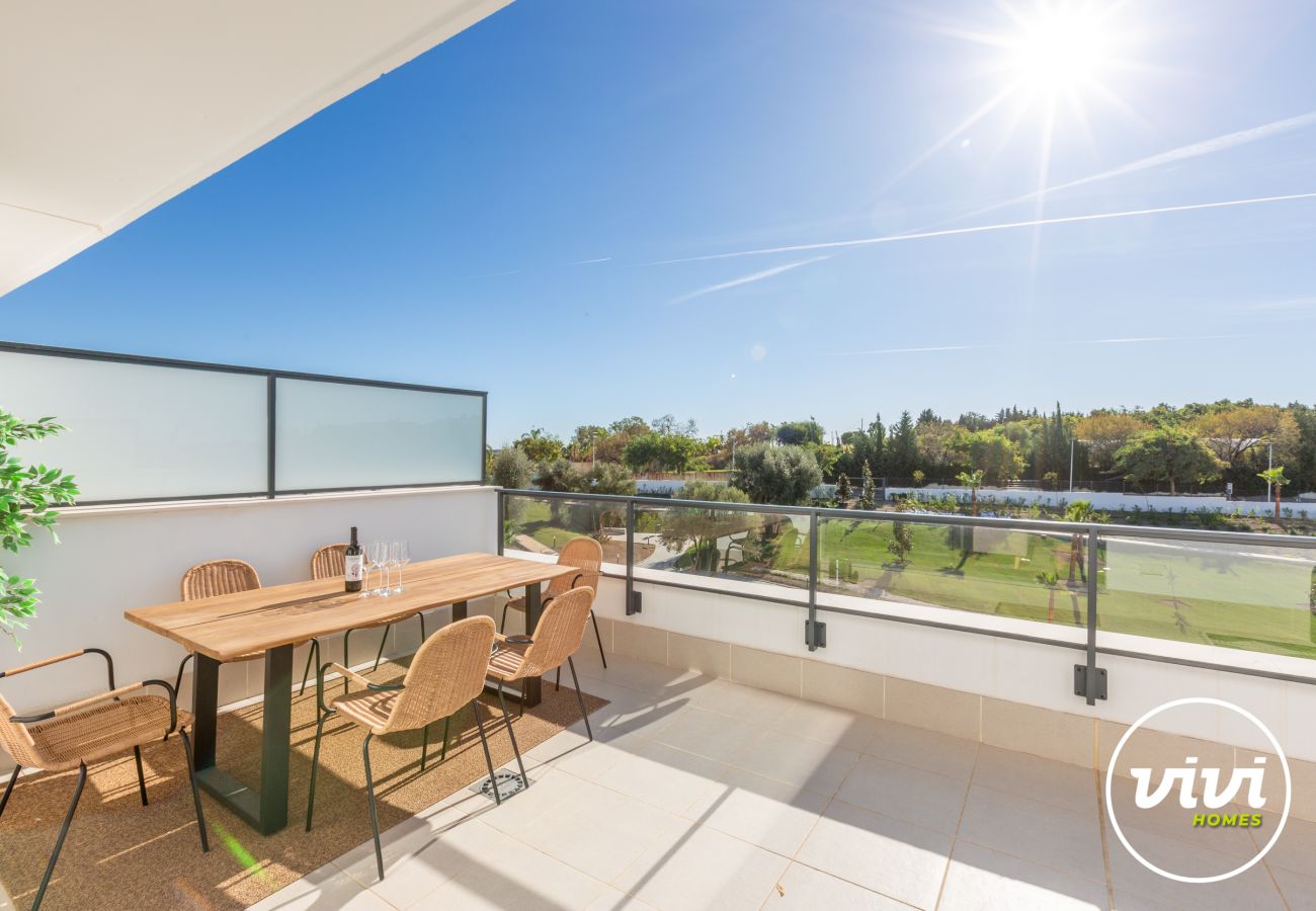 Apartment in Estepona - Family Retreat | Terrace - pool - gym