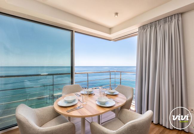 Apartment in Benalmádena - Brisa del Mar| Seaview - Pool - Beachfront - Terrace  