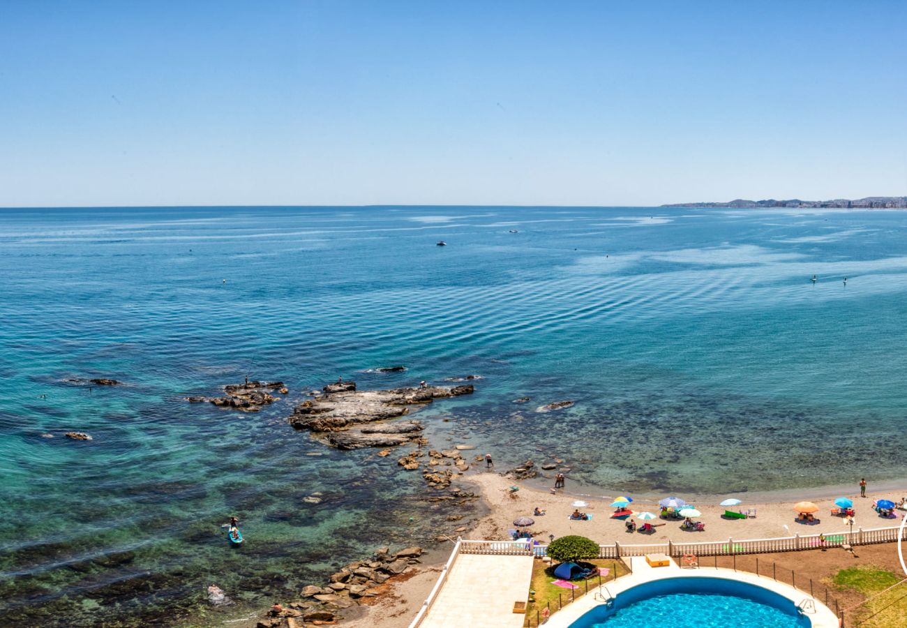 Apartment in Benalmádena - Brisa del Mar| Seaview - Pool - Beachfront - Terrace  