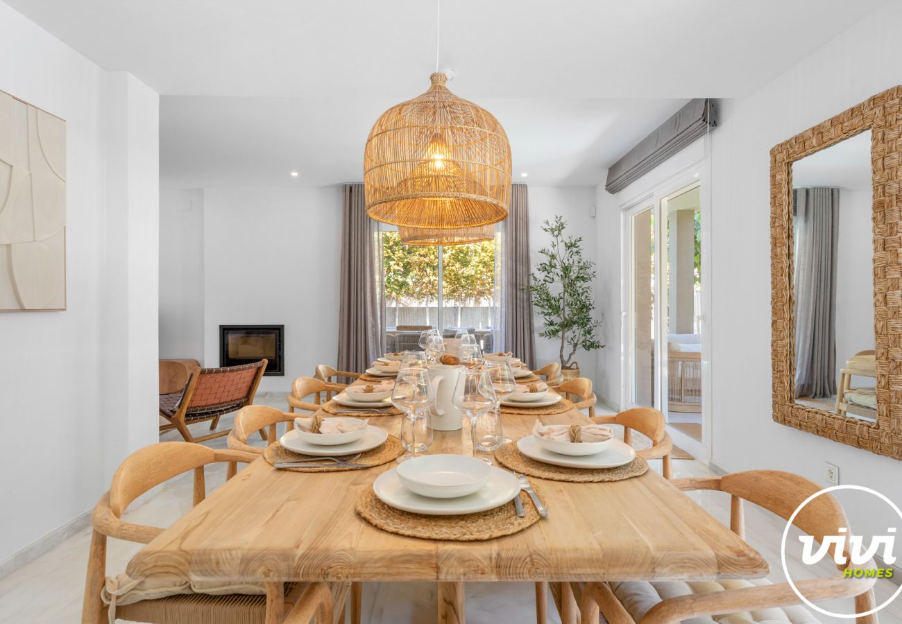 Villa in Marbella - Villa Sandline | Pool - Garden - Terrace